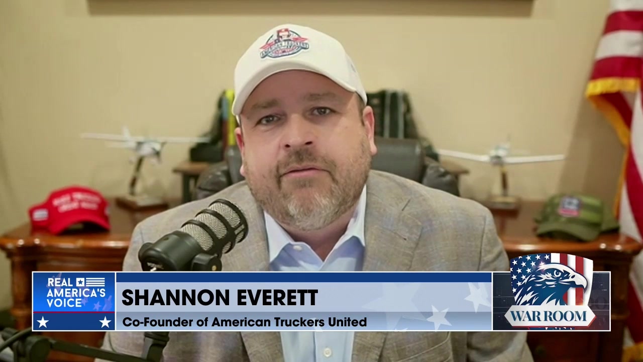 Shannon Everett on Steve Bannon's War Room (Dalilah's Law Senate intro)