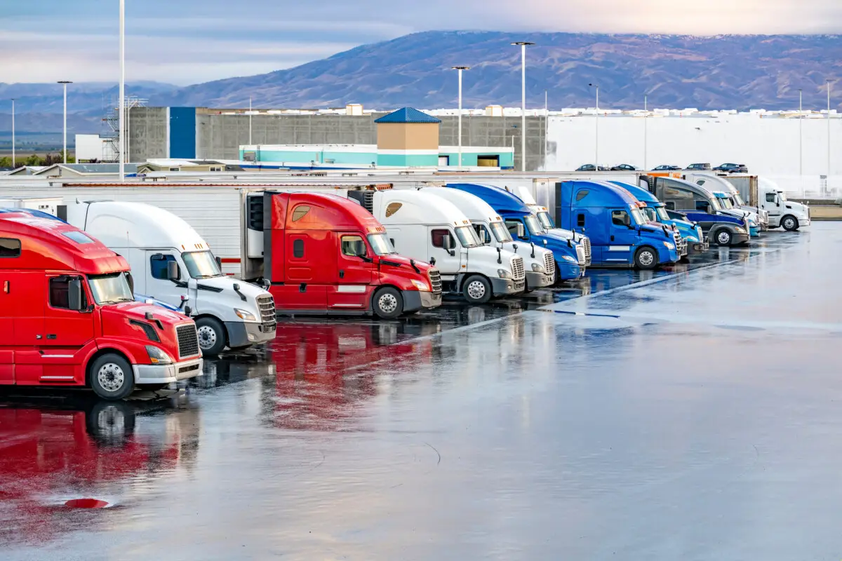 U.S. DOT orders nationwide compliance crackdown on non-domiciled CDLs