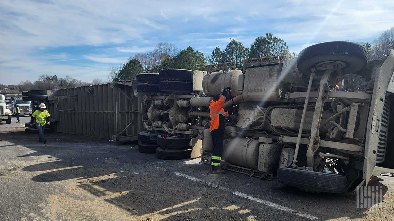FMCSA issues emergency rule restricting non-domiciled CDLs
